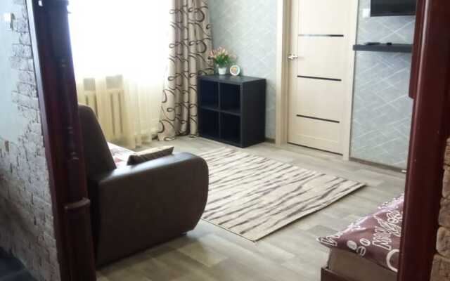 Апартаменты Dubki с Джакузи Шестиместные с 4 кроватями