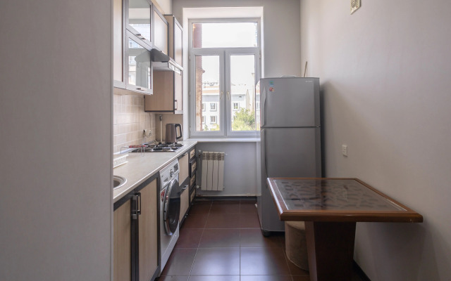 Odnospalnie S Gostinnoy V Tsentre Goroda Apartments