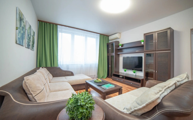 Moskovskaya 77 Dvukhkomnatnaya Apartments