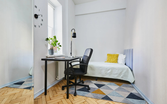 FlatStay Dzhambula 4 Apartments