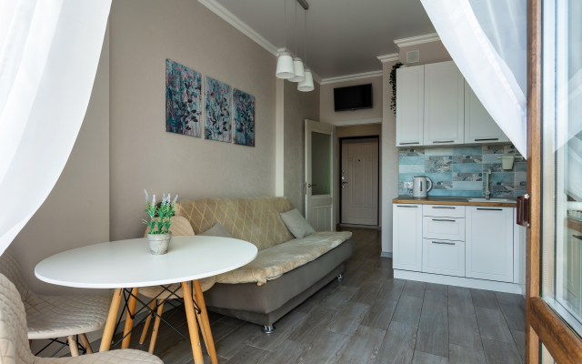 Izumrud 12 Apartments
