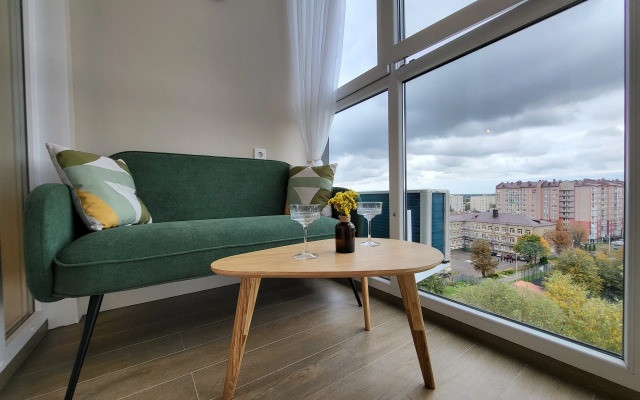 S khammamom v tsentra Kaliningrada Flat