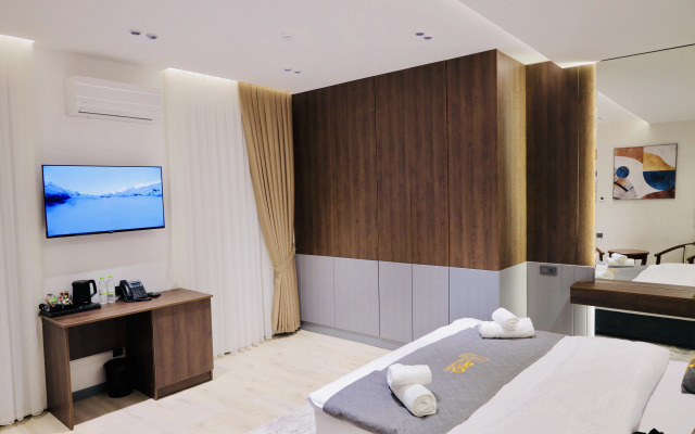 Rio Hotel