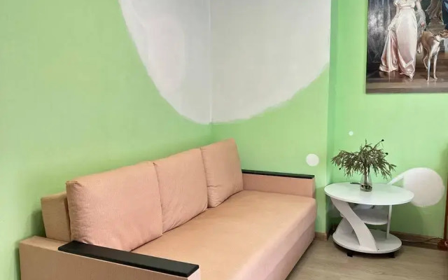 Mansarda Piterskogo Khudozhnika 5 Flat