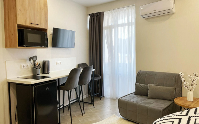 S Balkonom I Vidom Na More Apartment
