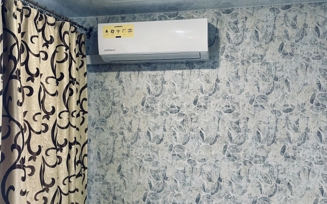 Apartamenty Kvartiry Posutochno Tambov Flat