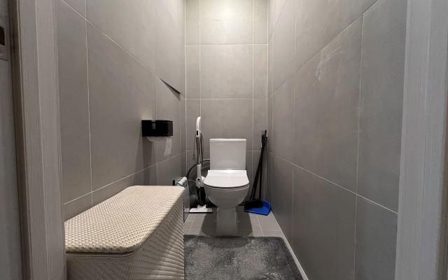Uyutnaya dvukhkomnatnaya Na Solnechnom Bulvare flat