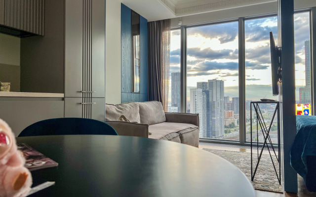 Апартаменты Сияющий Синий Апартамент на 30 Этаже Москва-Сити