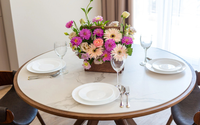 Апартаменты Red Apartments Светлана Парк Адель