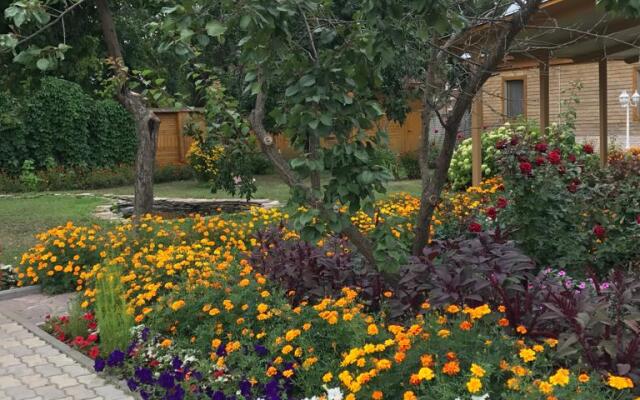 Guesthouse on Kyzyl-armeyskaya