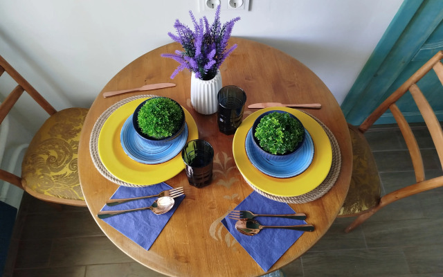 Квартира Атмосферное Жилье с Уникальным Дизайном