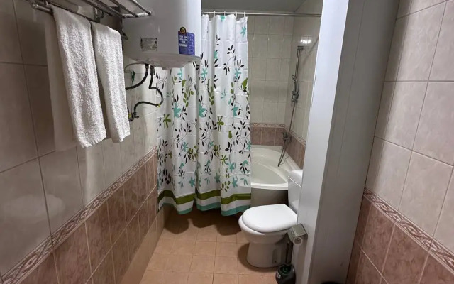 Отель Grand Silk Road Hotel