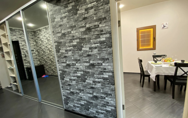 2-Komnatnaya Komilfo-Home Na Toporkova Flat