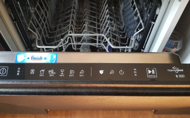 Na Komsomolskom prospekte 52 Flat