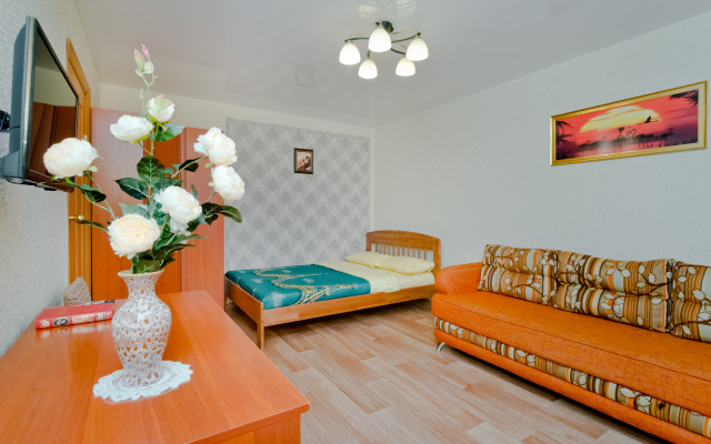 On Komsomolskaya Street Apartments