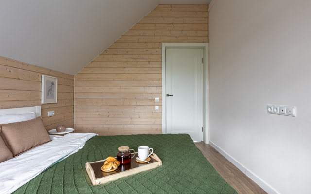 Na Grinvud 84v Guest House