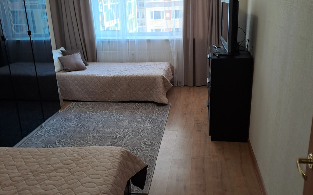V Rybatskom Flat