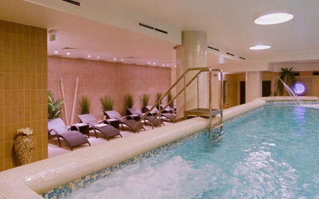 Mamaison All-Suites Spa Pokrovka Moscow Hotel