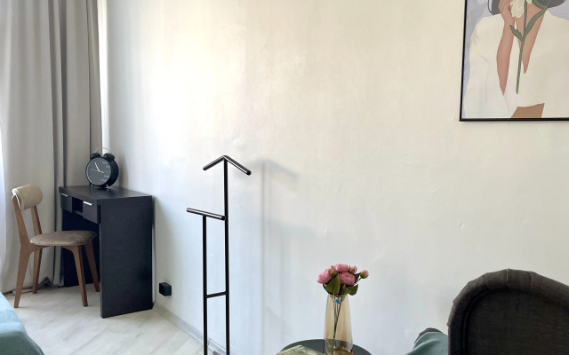 3kh Komnatnye U Nevy S Yakhtami Apartments