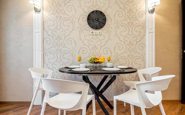 V Tsentre Goroda S Vidom Na Park Apartment