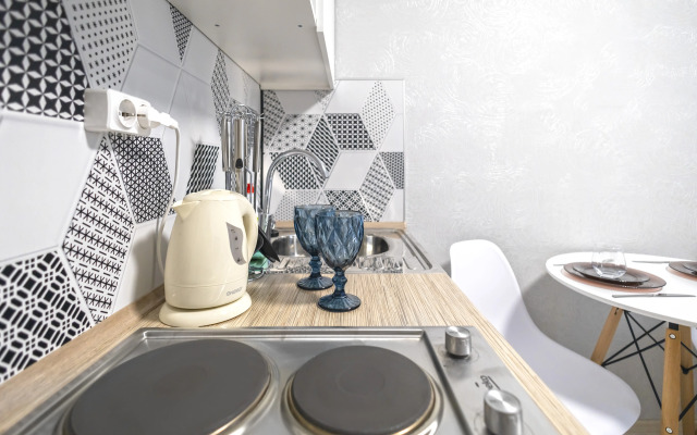 Studiya na Otkrytom shosse Apartments