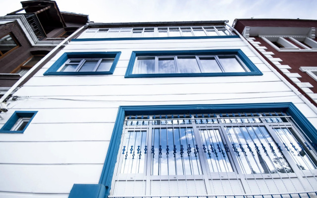 White Pearl Apart Hotel