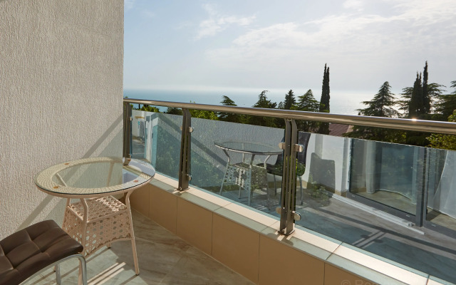 Ideal House Sea View Apartments