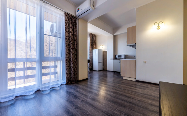 Oplot - Vidovye s odnoj spal'nej i balkonom 7  Apartments