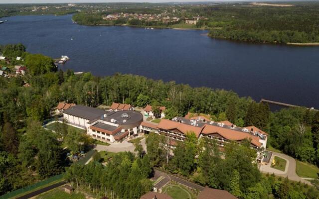Iksha Uchbno-ozdorovitelnyi centr