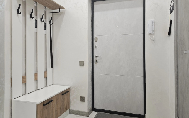 Raydas na Oranzhereynoy 17-1 Flat