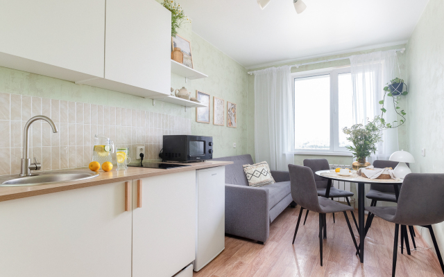 Sleepnsk Svetlaya Dvukhkomnatnaya Ryadom S Akvaparkom Apartments