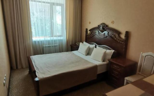 Altyn Adam Hotel