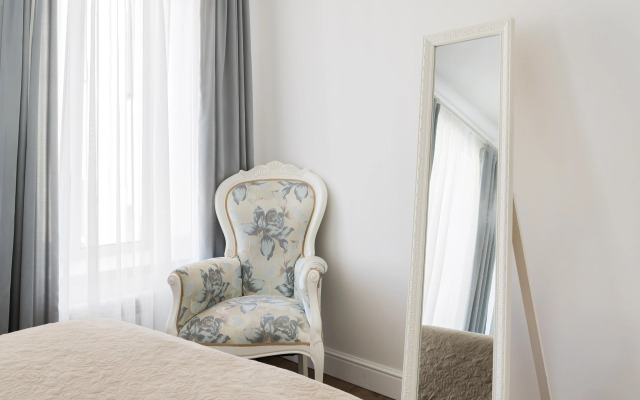 Апартаменты Vega on Furshtatskaya 44