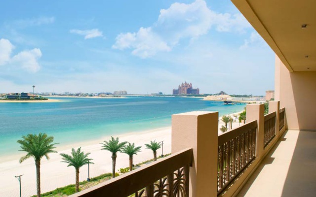 GLOBALSTAY apartments by the sea on Palm Jumeirah with a private beach