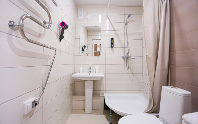 Апартаменты SunSet Героев Донбаса 15