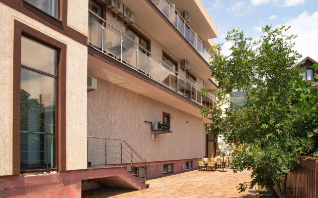 Отель  Милос