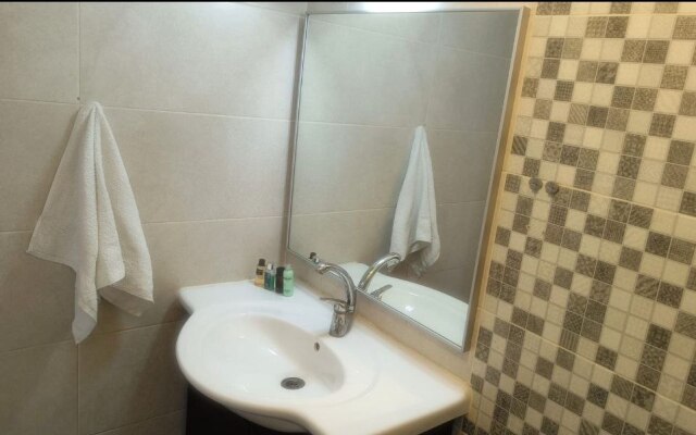 U Sredizemnogo Morya Apartments