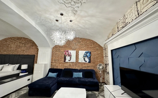 LITEINY  Royal Apartments