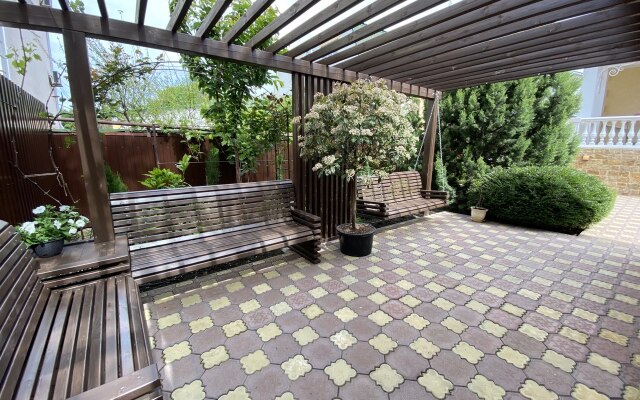 Na Aerodromnoy Guest House