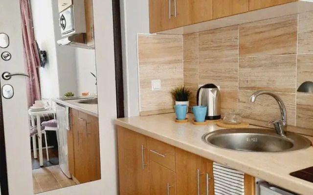 Uyutnye V Rayone Metro Filatov Lug fl2 Apartments