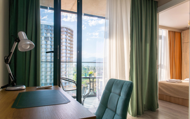 GG Home 1BR in Rainbow with Pool Flat