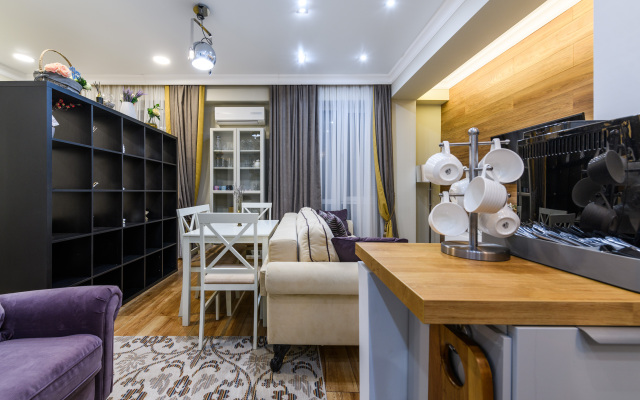 Oplot - Semejnye premium 1 Apartments