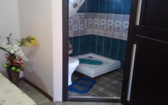 8 Sestyor Guest House