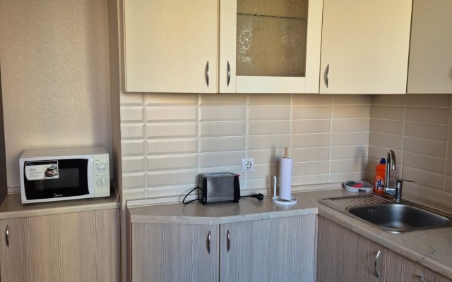 Bulvar 60 letiya Pobedy 8A Apartments