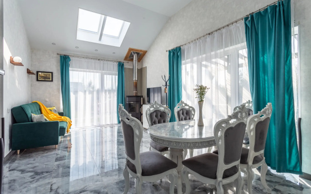Частный дом Eliza Home с сауной в Раздолье