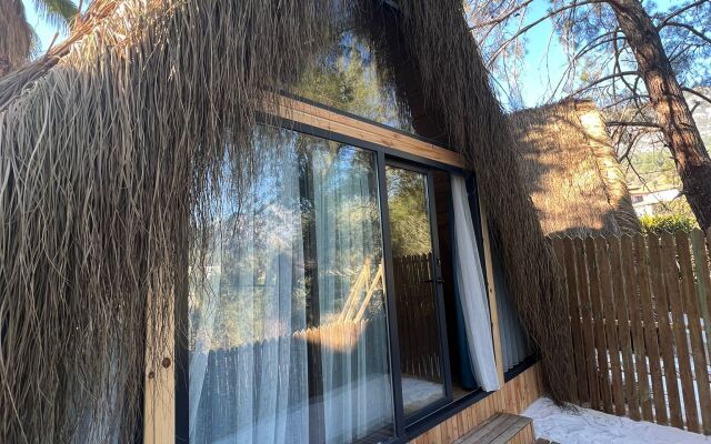 The Hill Glamping Bungalow