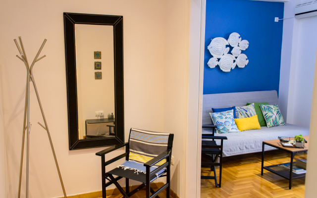Cozy in Plaka Apartments