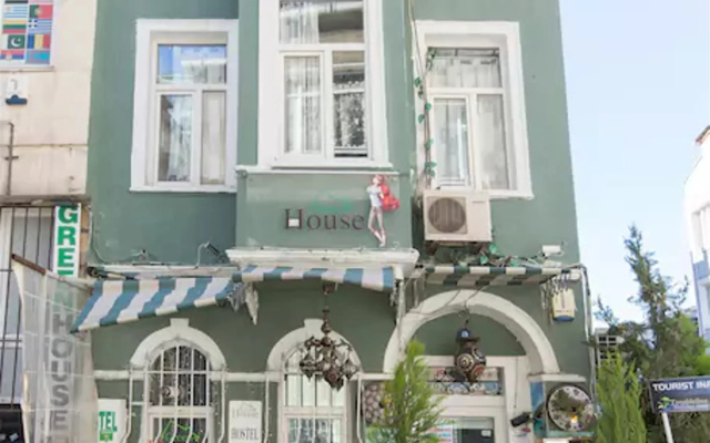 Taksim Green House Hostel