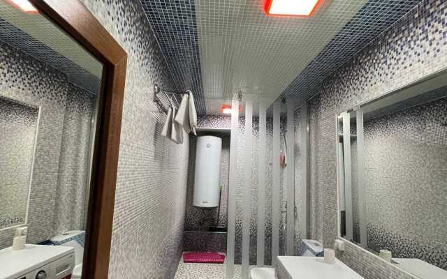 Na Prospekte Tauke Khana 33/3 Apart Hotel
