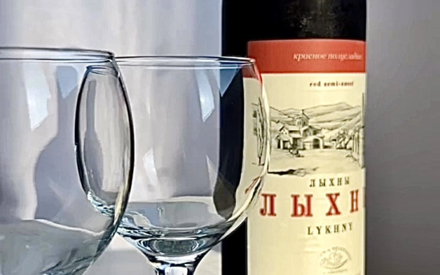 Uyutnaya Solnechnaya Kvartira Flat